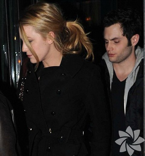 Penn Badgley ve Blake Lively