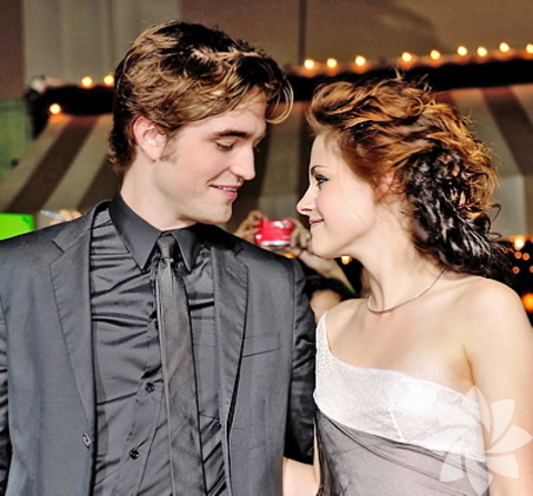 Kristen Stewart ve Robert Pattinson