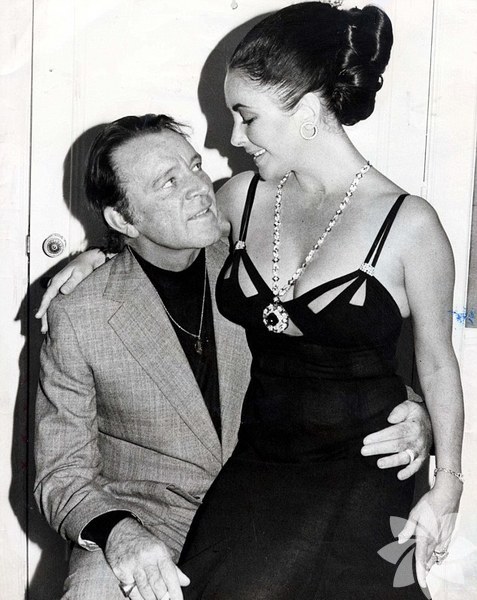 Elizabeth Taylor ve Richard Burton