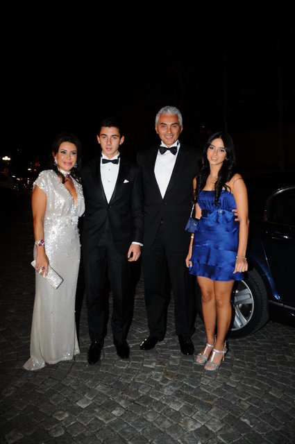 SUZAN SABANCI DİNÇER , HALUK DİNÇER, CEYDA DİNÇER