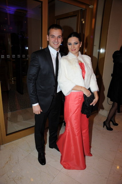 ONUR - MERVE AKGÜL