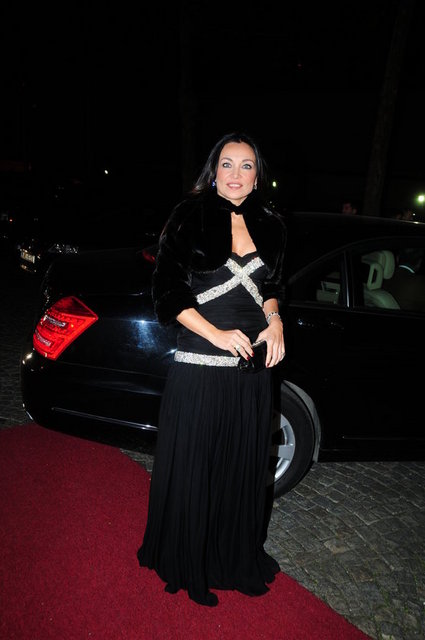 AYSUN KİBAR