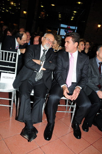 İSAK HALEVA, MUSTAFA SARIGÜL