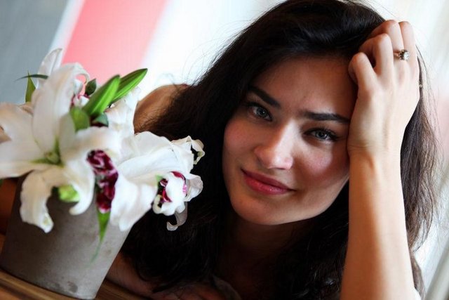 @saadetisilaksoy / Takipçi sayısı: 18,254