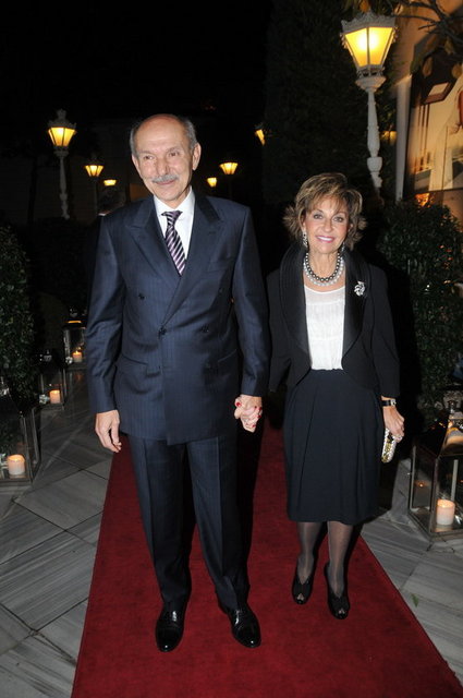 AHMET - NESRİN ESİRTGEN