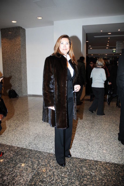 GÜL DÜRÜST