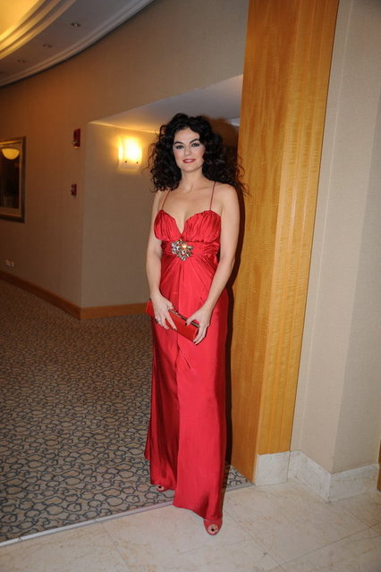 BANU SAĞNAK