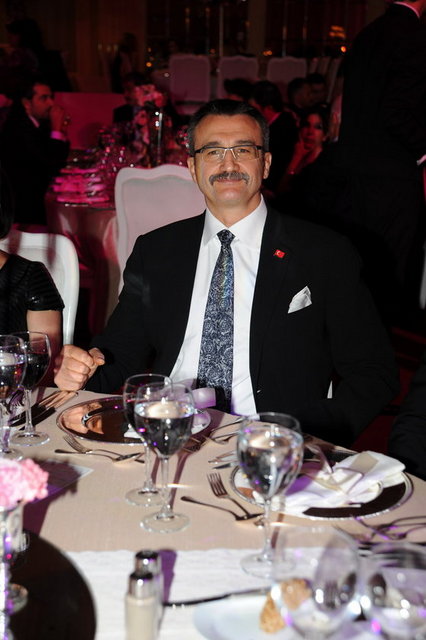 KÜRŞAD TÜZMEN 