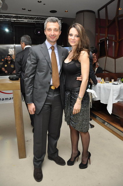 GEORGE DESXLAS, STELLA ARGYROPOULOU
