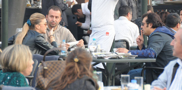 İkoncan Ivana Sert, eşinin küçük flörtlerini hoş görebileceğini söylemişti.  -