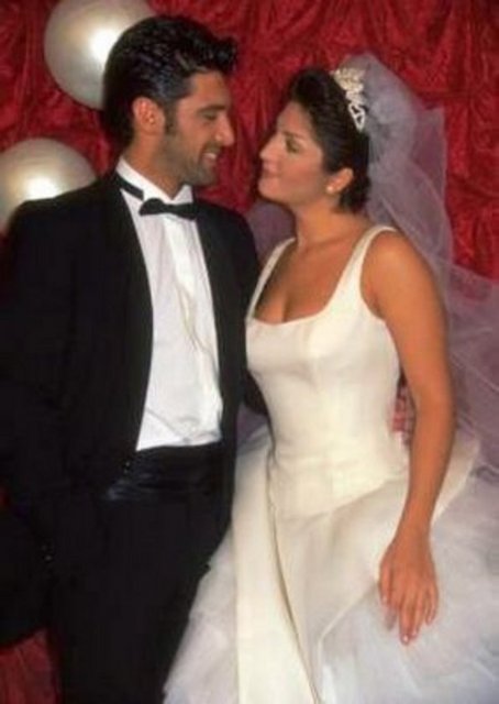 Sibel Can ve Hakan Ural'ın evliliği de boşanması da çok konuşuldu.  -