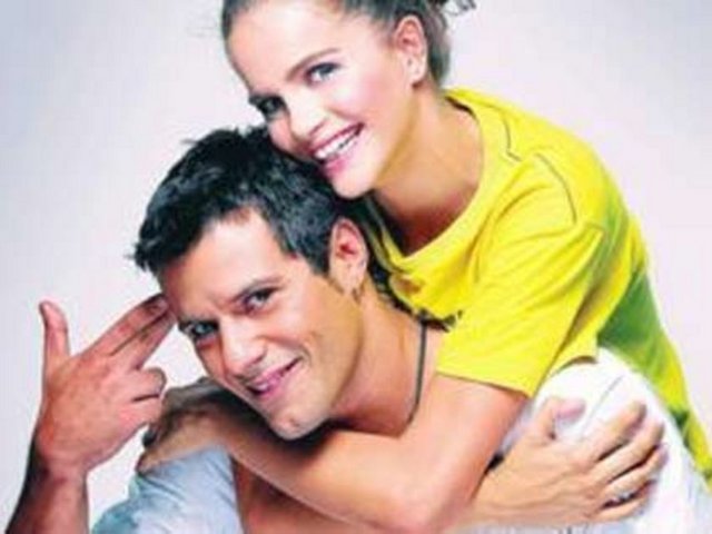 Kazaz aldatıldığını iddia etti ve çift boşandı.