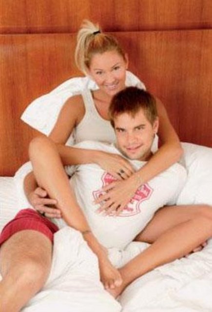 Altuğ sonrasında Tony Teodoridis ile de ayrılıp, Yağmur Atacan ile evlendi -