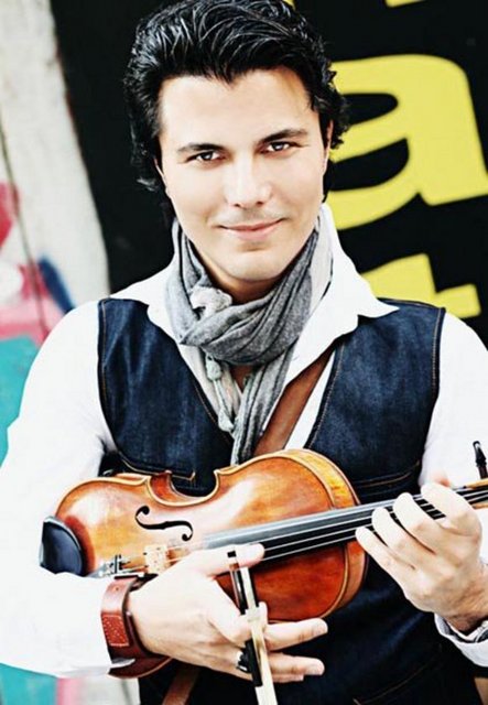 "Hakkımı Helal Etmiyorum" şarkısının sözlerini Melike Öcalan'a yazdığı söylendi.  -