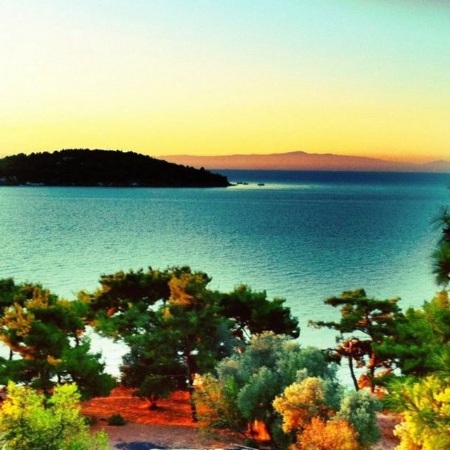 Fatoş Silan: - Adını Feriha Koydum dizisinde izlediğimiz aktris pembe bulutlar ve mavi ağaçlar çekiyor, yani renk ve filtre kullanımında kendini sınırlamıyor.