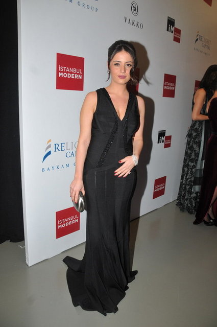 MAYA PORTAKAL