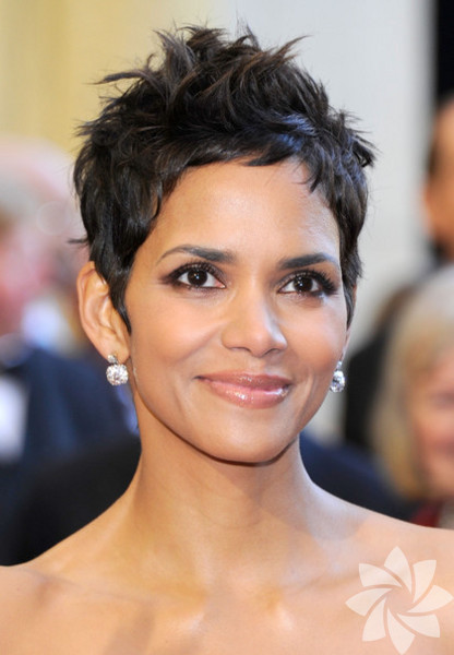 Halle Berry - Dumanlı gözler