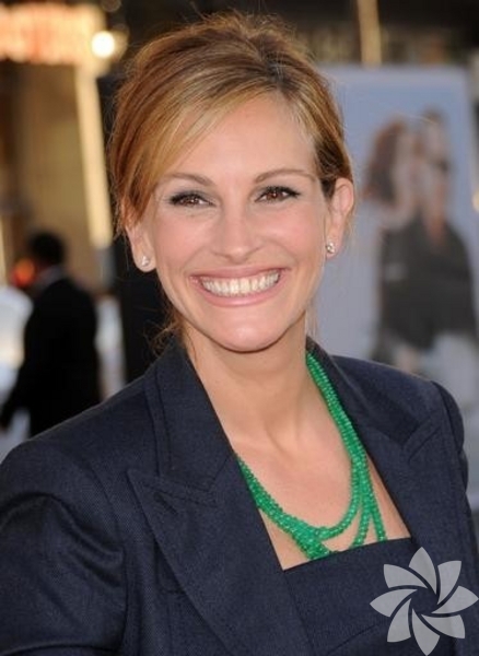 Julia Roberts