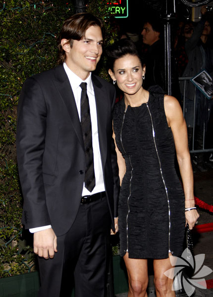Demi Moore - Ashton Kutcher