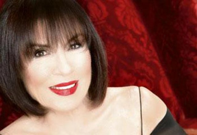 İstanbul Jazz Center'da; 24 Aralık Cumartesi, saat 21.30'da, Ayten Alpman, 29-30 Aralık, saat 21.30'da, Ive Mendes Quintet. Giriş: 78 TL. Tel: (212 327 50 50)