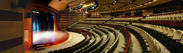 İKÜ Akıngüç Oditoryumu ve Sanat Merkezi'nde; 23 Aralık Cuma, saat 20.00'de, Dilek Türkan. Giriş: 56, 34 TL. Tel: (216 556 98 00)