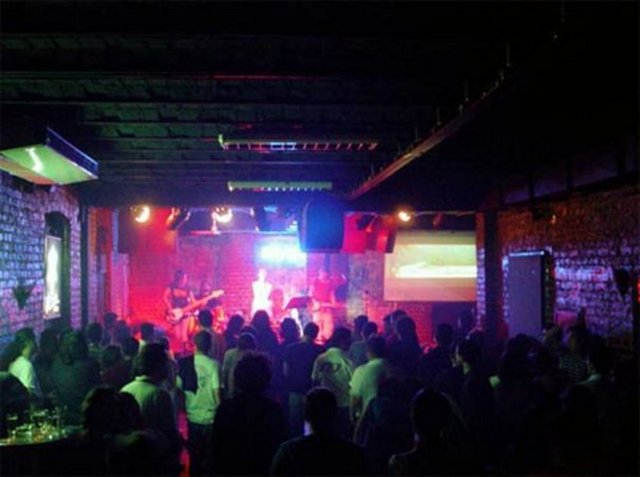 Bronx / Beyoğlu 31 Aralık, saat 20.00'de, Bronx New Year Party - Redd Cover Project.  -  -