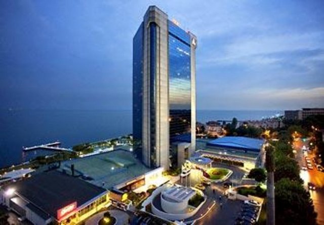 Renaissance Polat Hotel / Yeşilyurt Tel: (0 212 414 18 00) -