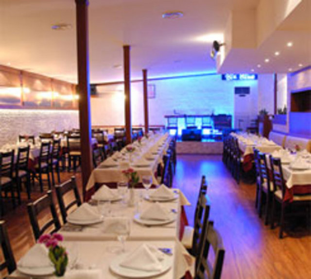 Bizbize Fasıl / Caddebostan Ücreti: 175 – 200 TL arasında. Tel: (0 216 467 67 03) -