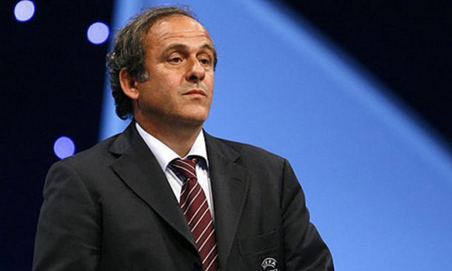 6 Eylül: UEFA Başkanı Michael Platini, Fenerbahçe'nin Avrupa Şampiyonlar Ligi'nden  -  - men edilmesiyle ilgili olarak yaptığı açıklamada, ''Soruşturma devam ediyor.  -  - Bittiğinde herkes, her şeyi tüm ayrıntılarıyla öğrenecek'' dedi. -