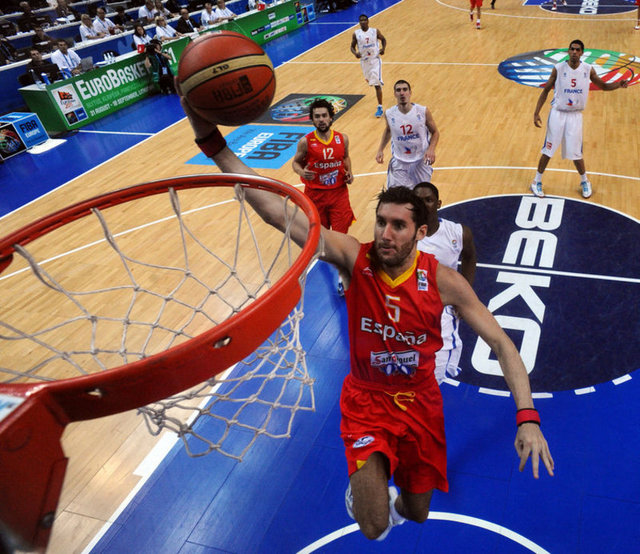 18 Eylül: 2011 Avrupa Basketbol Şampiyonası, Litvanya'da sona erdi. Final maçında Fransa'yı 98-85 yenen İspanya şampiyon olurken, Makedonya'yı 72-68 yenen Rusya üçüncülüğü elde etti.