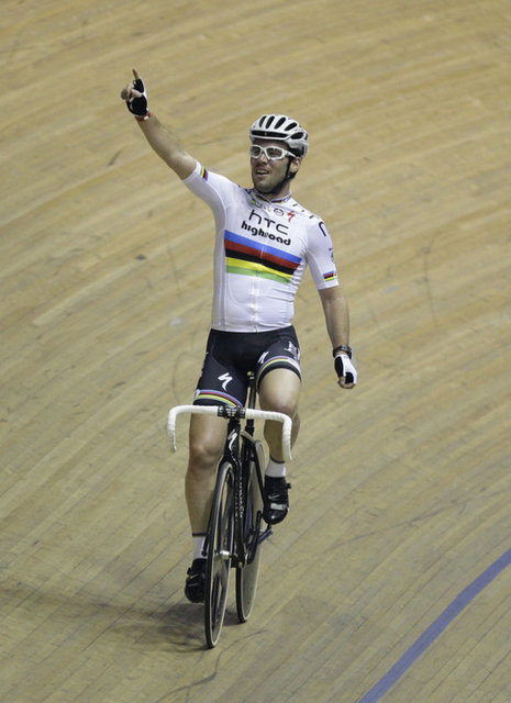 13 Temmuz: Fransa Bisiklet Turunun 11'inci etabını, İngiliz pedal Mark Cavendish kazandı.