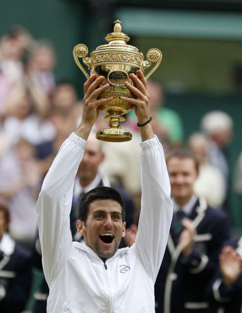 20 Haziran: Sezonun üçüncü ''Grand Slam'' mücadelesi olan Wimbledon Tenis Turnuvası'nı tek erkeklerde Sırp Novak Djokovic, tek bayanlarda Çek Petra Kvitova kazandı.