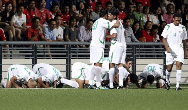 23 Eylül: FIFA, güvenlik endişesi nedeniyle, Irak'ın sahasında oynayacağı Dünya Kupası ve Olimpiyat elemeleri maçlarını tarafsız sahada oynamasına karar verdi.