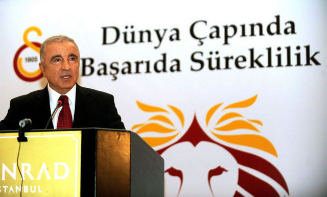 14 Mayıs: Galatasaray Kulübü'nün olağanüstü seçimli genel kurul toplantısında toplam 2998 oy alan Ünal Aysal, seçimi rekor bir oyla kazanarak kulübün 34. başkanı oldu.