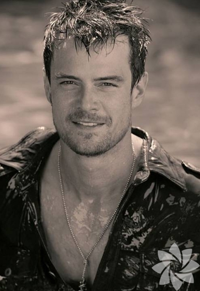 Josh Duhamel