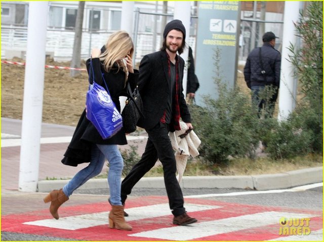 SİENNA MİLLER - TOM STURRİD 