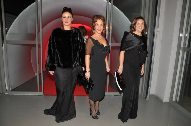 ÖZDEM GÜRSEL - ZEYNEP AKGOZE - MELKAN TABANLIOĞLU