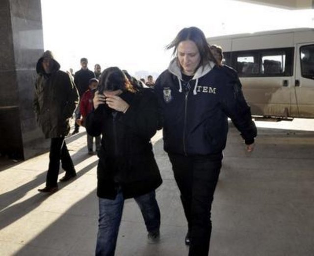 13 EYLÜL SES KAYITLARI - Terör örgütü PKK'nın üst örgütü KCK heyeti ile MİT temsilcileri arasında yapıldığı iddia edilen görüşmelere ilişkin ses kaydı internet sitelerinde yayımlandı. -