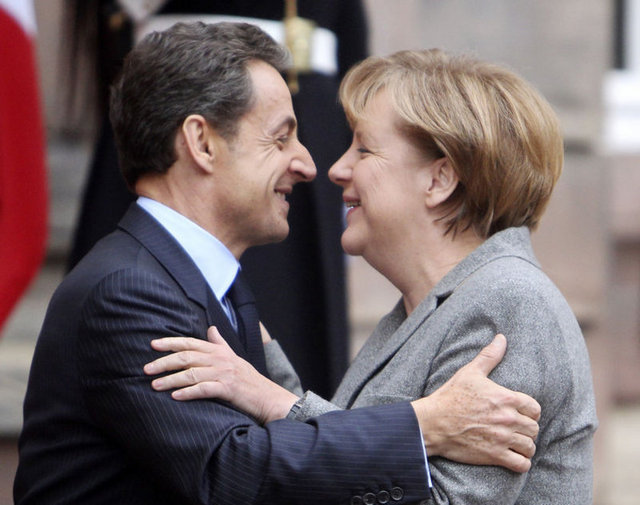 YILIN İKİLİSİ: MER-KOZY - AVRUPA Birliği'nin içine düştüğü ekonomik kriz Fransa Cumhurbaşkanı Nicolas Sarkozy ve Almanya Başbakanı Angela Merkel'i ön plana çıkardı. İki lider AB'yi kurtarmak için yaptıkları işbirliğiyle dikkat çektiler.