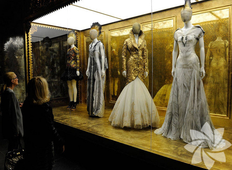 Alexander McQueen Metropolitan Müzesi