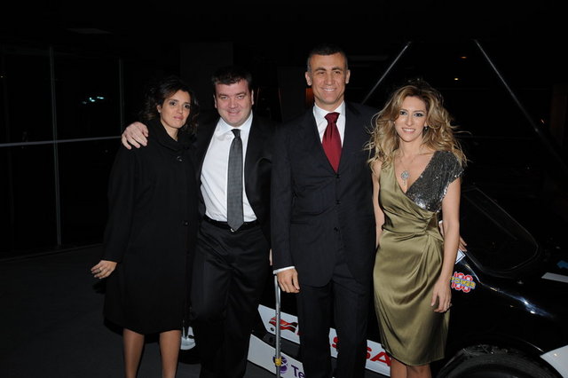 YAĞIZ AVCI, VOLKAN-EBRU IŞIK 