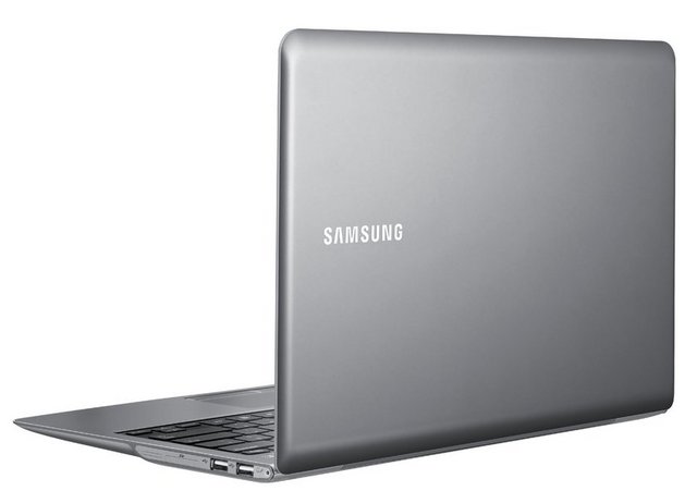 6 – Samsung NP530: - Bir diğer Koreli Samsung'un yeni ultrabook serisinde (5 serisi), ekran büyüklüğü 13.3 inç. Intel Core i5 işlemci ve 4 GB'lik RAM ile sunulan ürün, 500 GB'lik sabit depolama alanı barıdnırıyor.
