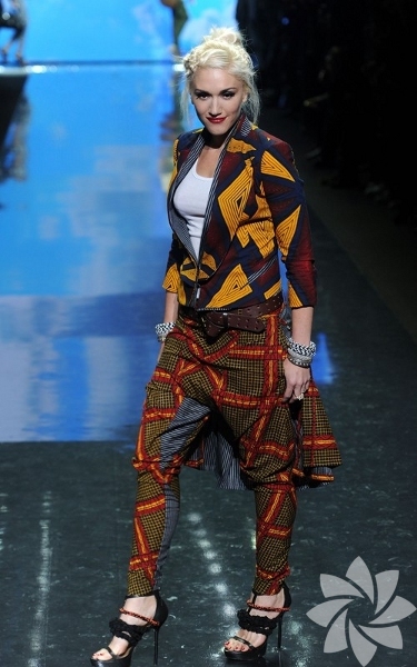 Gwen Stefani - L.A.M.B.