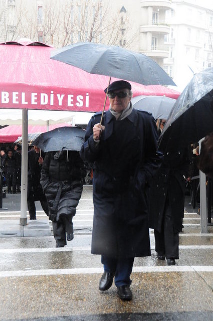 HALİL DEĞER 