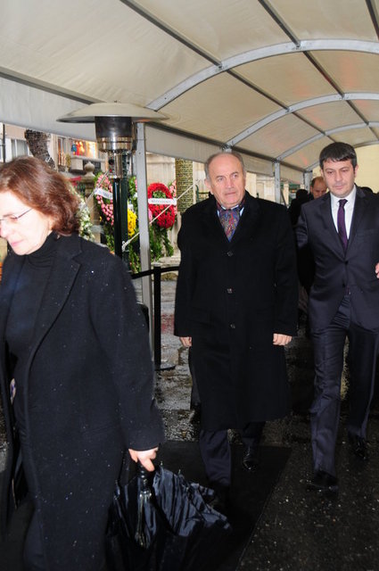 KADİR TOPBAŞ 