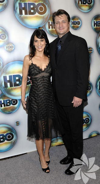 Perrey Reeves &amp; Nathan Fillion