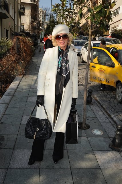 ASLI BAŞAR 