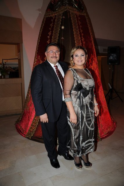 NURAY - NADİR GÜLLÜ 