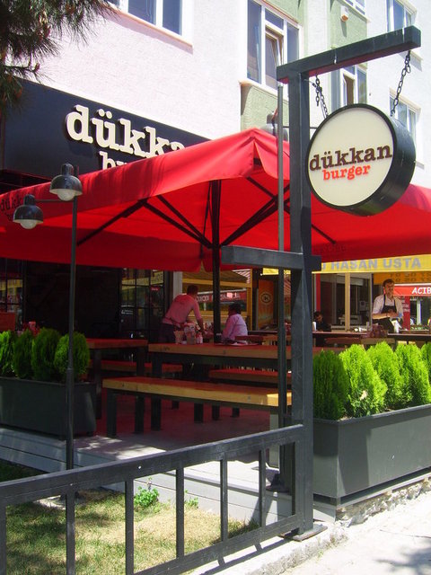 ** Dükkan / Kemerburgaz Tel: (212 322 88 77) Ücreti: 59 TL.