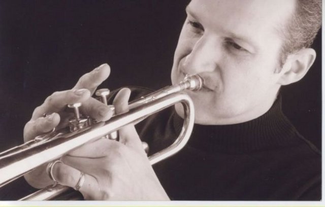 ** Borusan Müzik Evi'nde; 3 Şubat Cuma, saat 21.30'da, İmer Demirer Ensemble. Giriş: 28, 21 TL. Tel: (216 556 98 00)